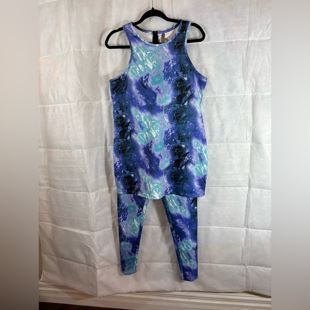 Thyme Maternity Blue and Purple Abstract Active wear matching set